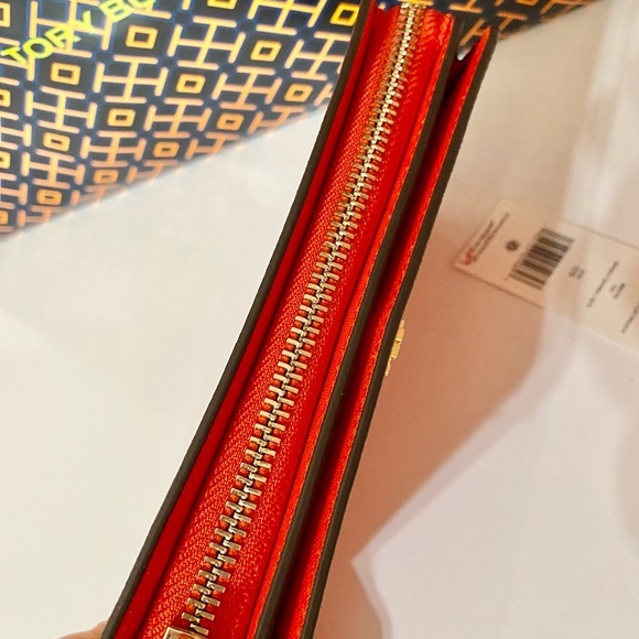 🎊🏅NEW🏅Tory Burch Emerson wristlet pouch/wallet/pouch/bright samba color - Picture 6 of 9